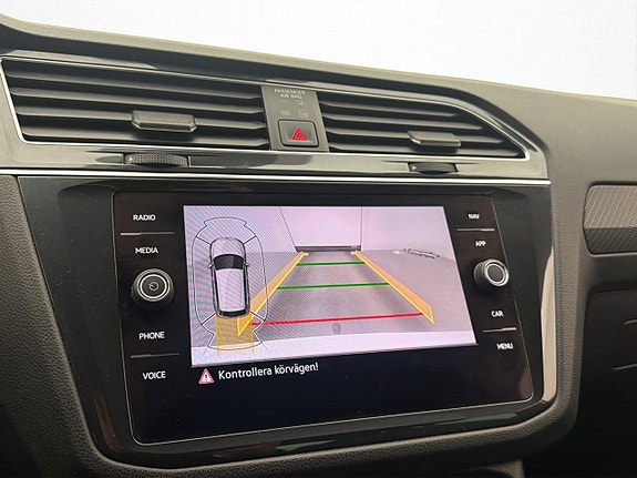 Volkswagen Tiguan 19 of 30