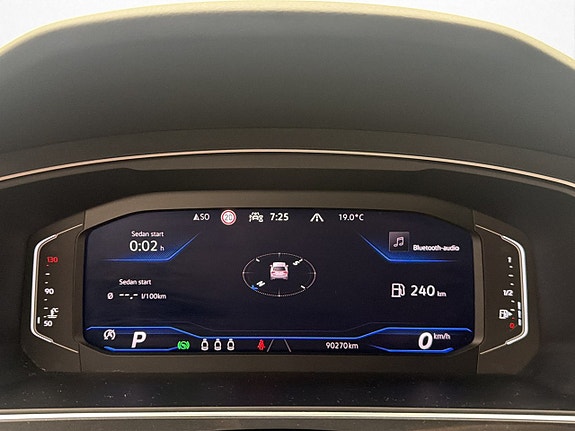 Volkswagen Tiguan 17 of 30