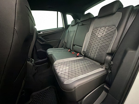 Volkswagen Tiguan 28 of 30