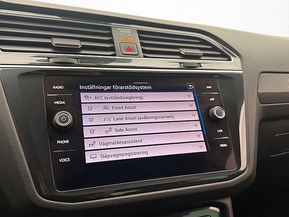 Volkswagen Tiguan 22 of 30