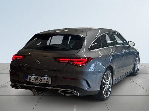 Mercedes-Benz CLA250 e 6 of 18