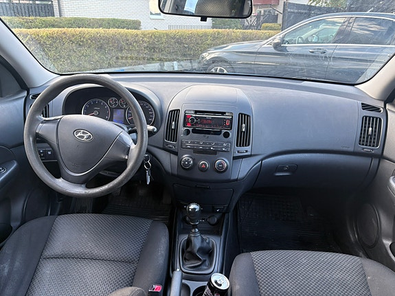 Hyundai i30 8 of 9