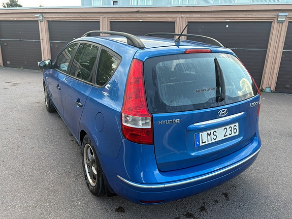 Hyundai i30 4 of 9