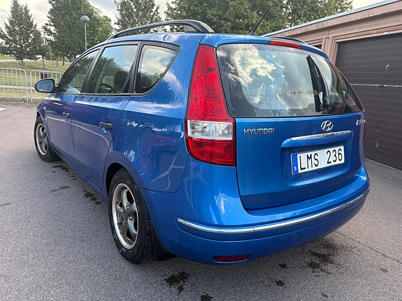 Hyundai i30 2 of 9