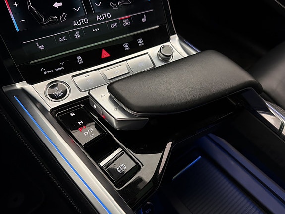 Audi Q8 e-tron 30 of 30