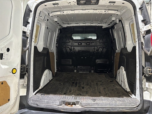 Ford Transit Connect 21 of 25