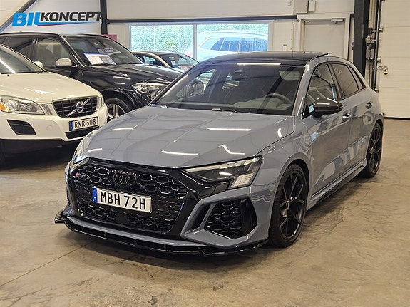 Audi RS3 2 of 26