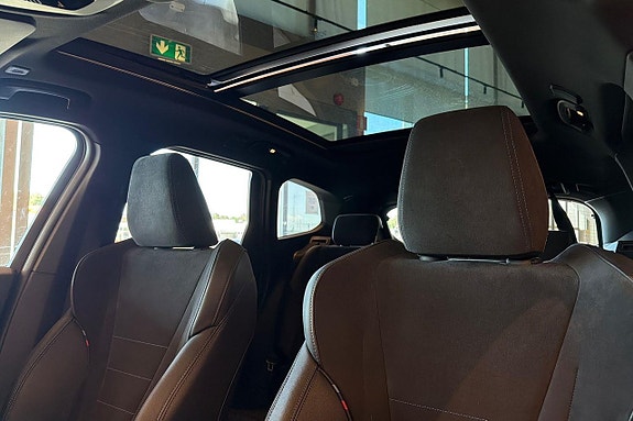 BMW iX1 20 of 22