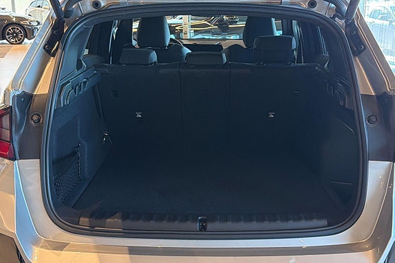 BMW iX1 21 of 22