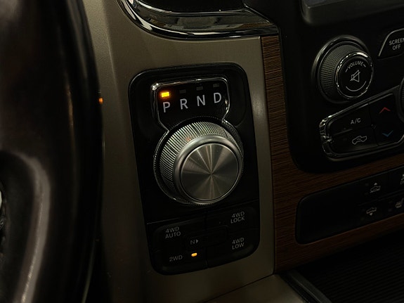 Dodge RAM 1500 27 of 30