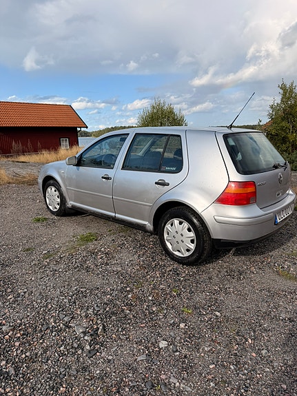 Volkswagen Golf IV 5 of 5