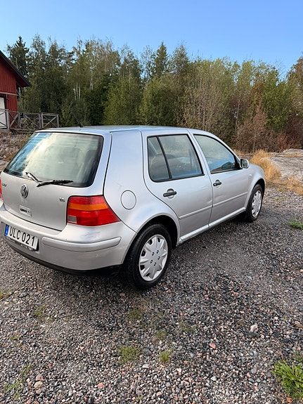 Volkswagen Golf IV 4 of 5