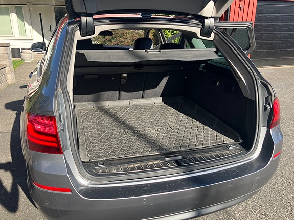 BMW 520d 4 of 11