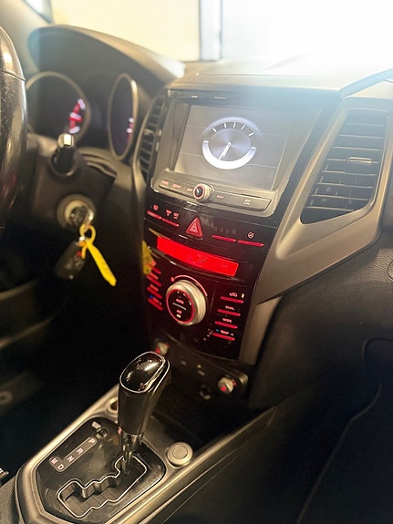 SsangYong Tivoli 18 of 21