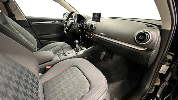 Audi A3 16 of 18