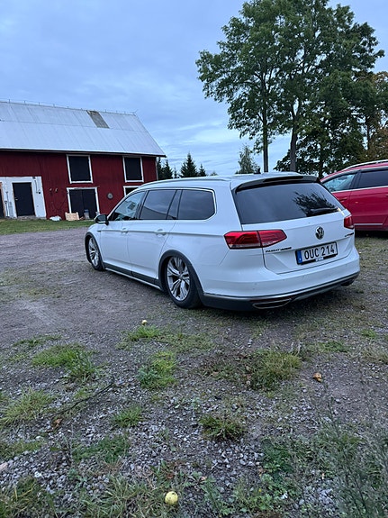 Volkswagen Passat Alltrack 5 of 6
