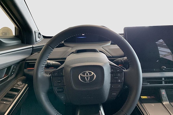 Toyota bZ4X 11 of 12