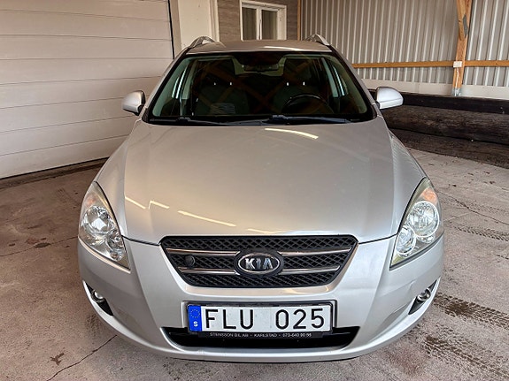 Kia Ceed 3 of 11