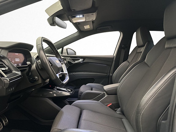Audi Q4 e-tron 13 of 30