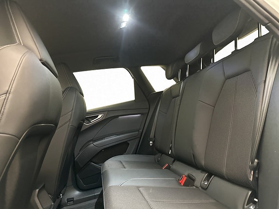 Audi Q4 e-tron 26 of 30