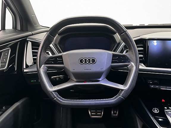 Audi Q4 e-tron 15 of 30