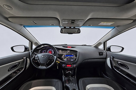 Kia Ceed 10 of 30