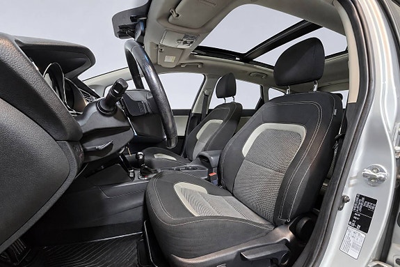 Kia Ceed 12 of 30