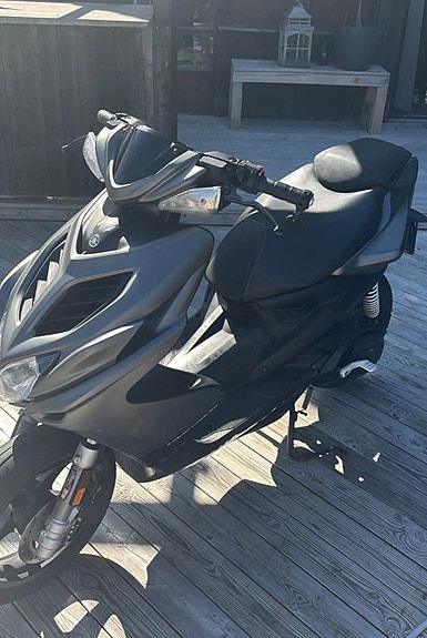 Yamaha Aerox 2018 4 takt 6 of 6