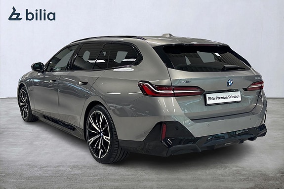 BMW 530e 2 of 18