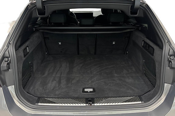 BMW 530e 10 of 18