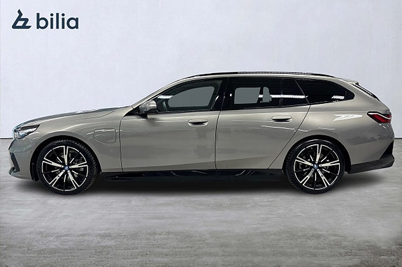 BMW 530e 3 of 18