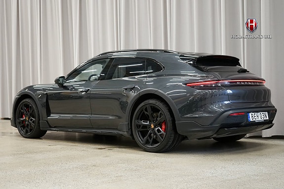 Porsche Taycan 5 of 30