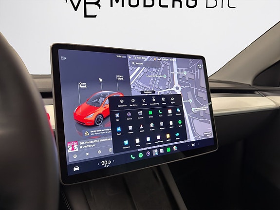 Tesla Model Y 17 of 19