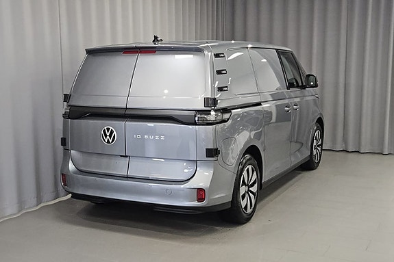 Volkswagen ID. Buzz 3 of 11