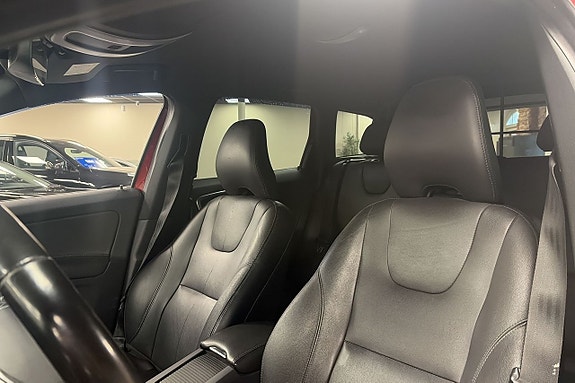 Volvo XC60 14 of 20