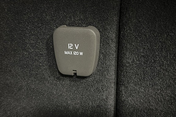 Volvo XC60 8 of 20