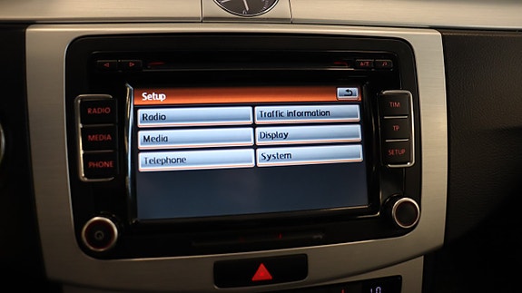 Volkswagen Passat Alltrack 17 of 19