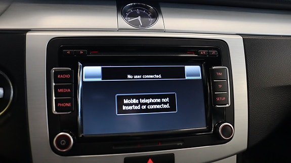 Volkswagen Passat Alltrack 15 of 19