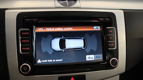 Volkswagen Passat Alltrack 19 of 19