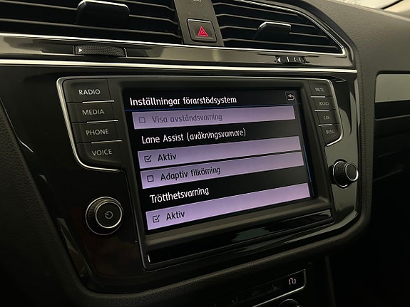 Volkswagen Tiguan 7 of 16