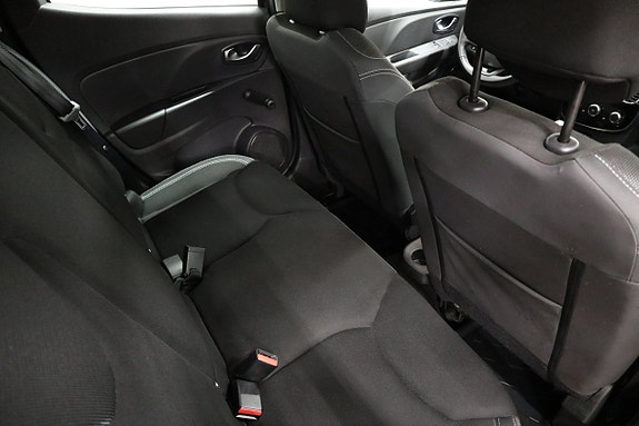 Renault Clio 11 of 14