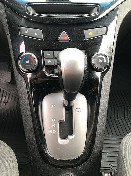 Chevrolet Orlando 8 of 18