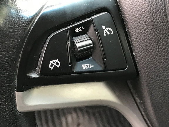Chevrolet Orlando 11 of 18