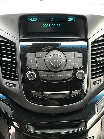 Chevrolet Orlando 9 of 18