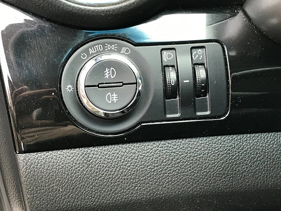 Chevrolet Orlando 10 of 18