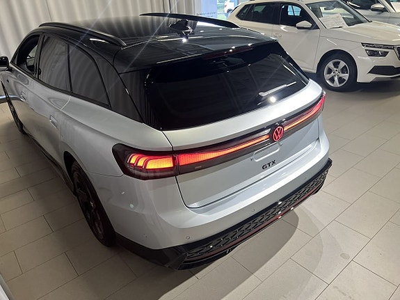 Volkswagen ID.7 9 of 18