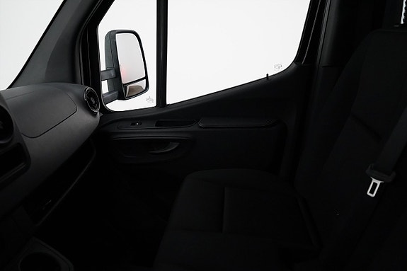 Mercedes-Benz Sprinter 317 14 of 19