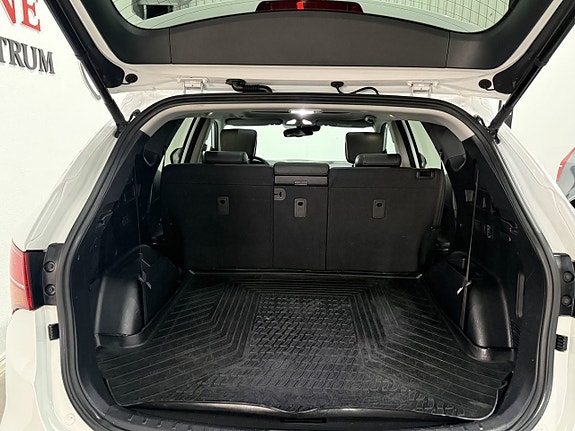 Hyundai Santa Fe 13 of 16