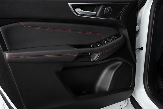 Ford S-MAX 19 of 23