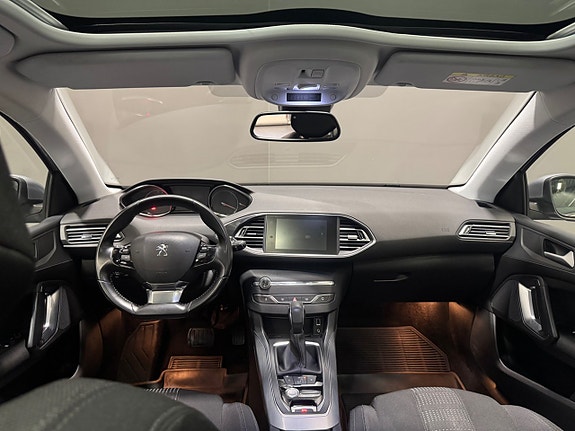 Peugeot 308 6 of 16